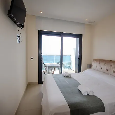 Sunset Drive 10 - 20 Luxury Lejlighed
