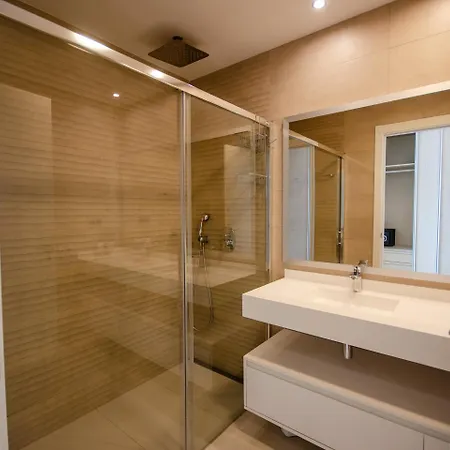 Sunset Drive 10 - 20 Luxury *