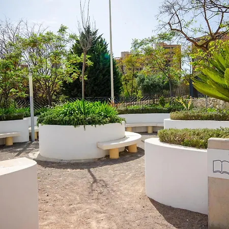 Sunset Drive Luxury Poniente Apartment *